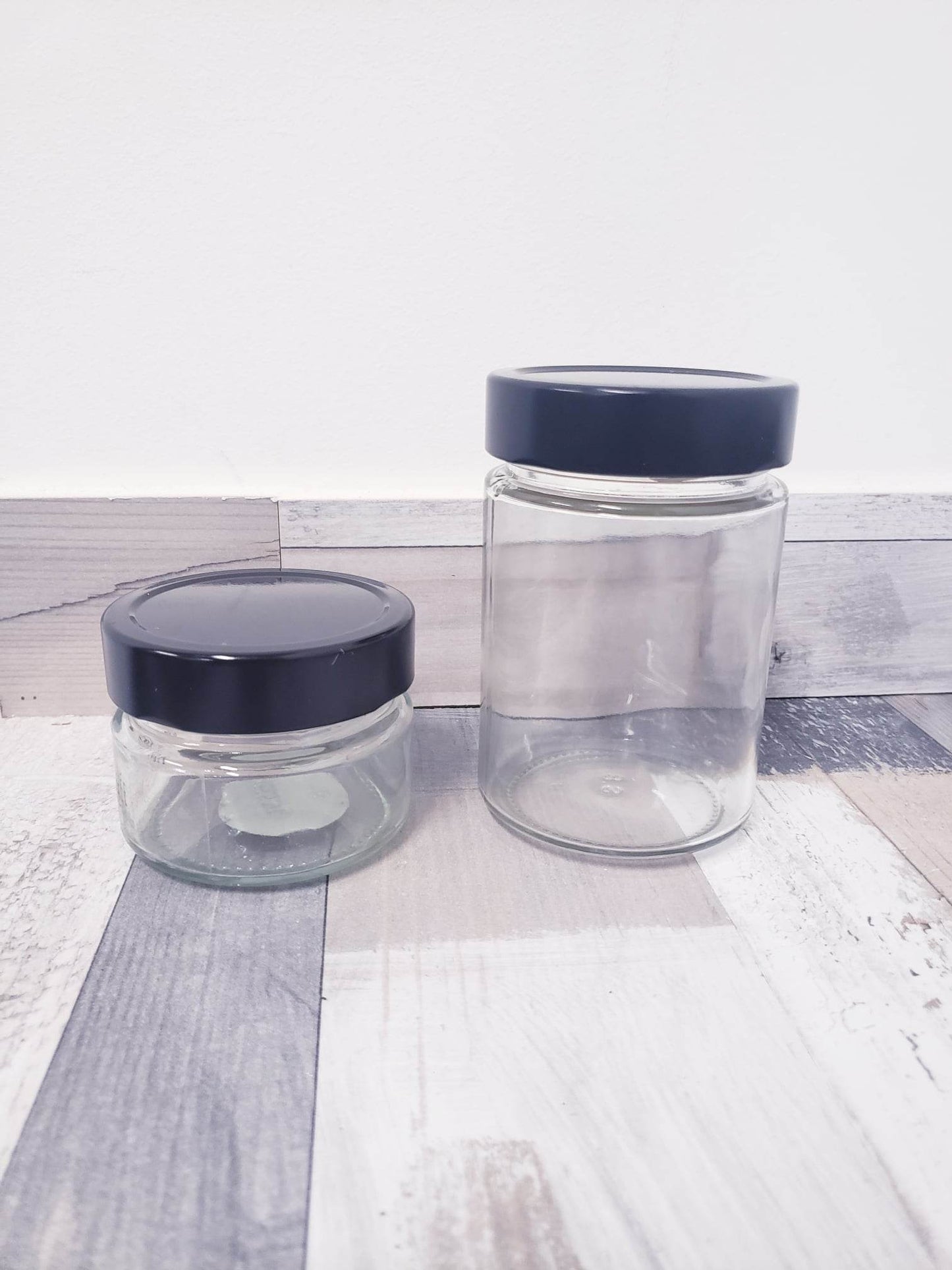 Contenant en verre avec couvercle